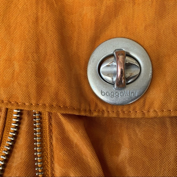 BAGGALLINI Orange Leopard Print Crossbody Bag - Picture 3 of 7